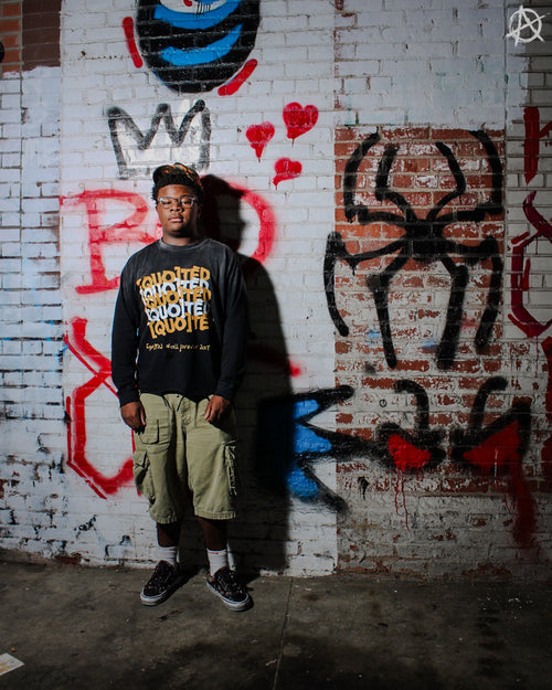 DISTORTED [Q] LOGO TEE